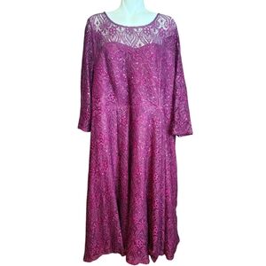 Torrid Lace dress with beads is beautiful Color burgundy 3/4 Sleeve